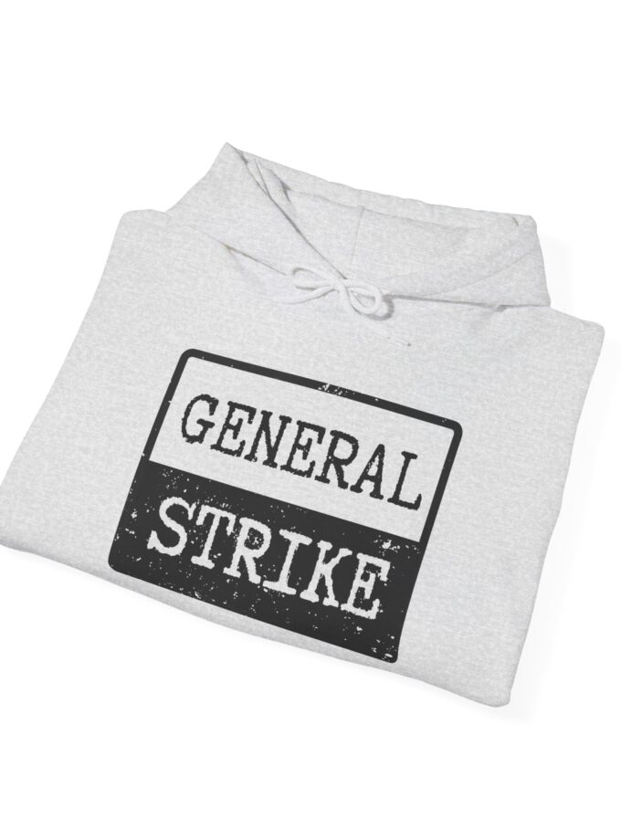 General Strike Unisex Heavy Blend™ Hooded Sweatshirt (Light)