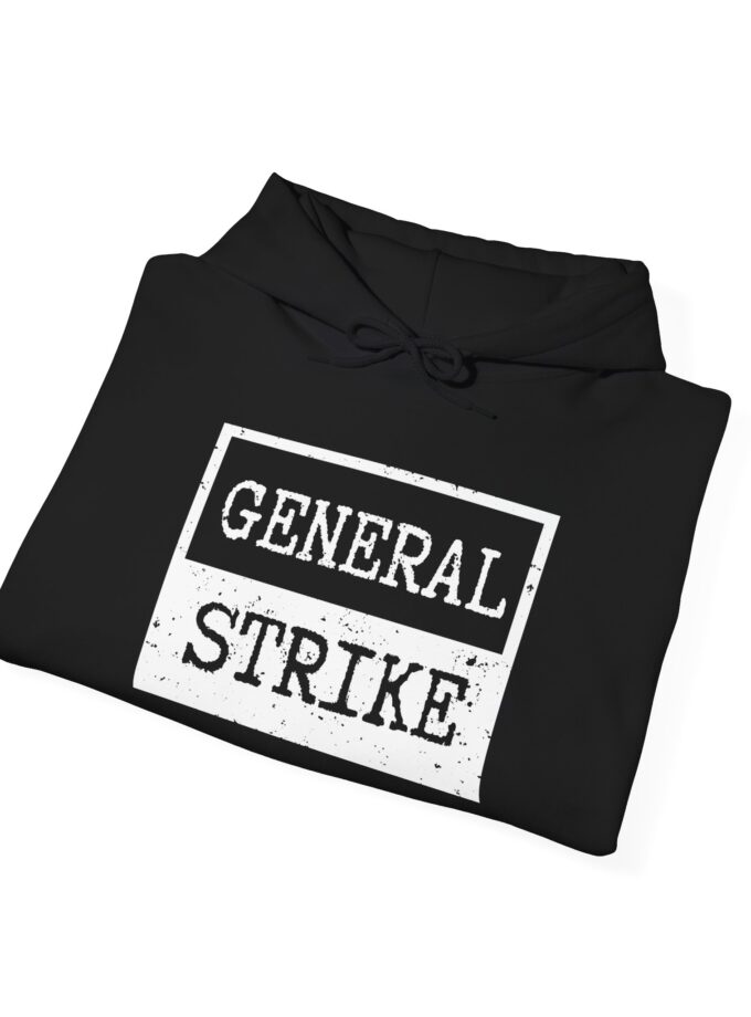 General Strike Unisex Heavy Blend™ Hooded Sweatshirt (Dark)